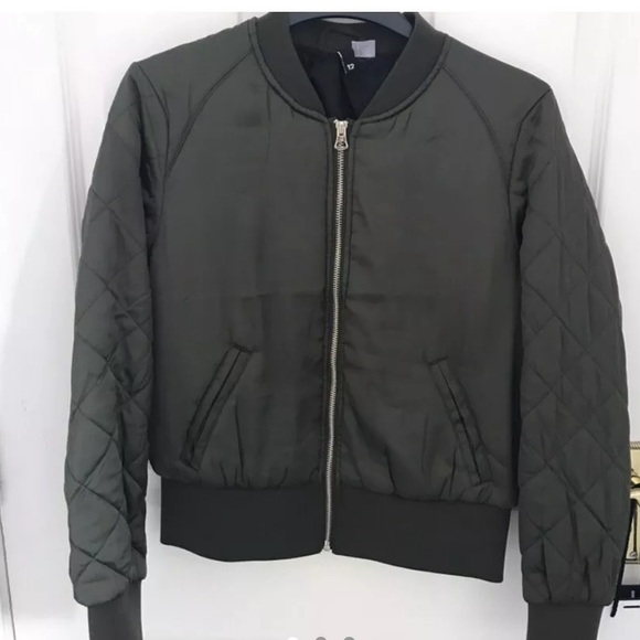 H&M quilted bomber jacket - Picture 2 of 5